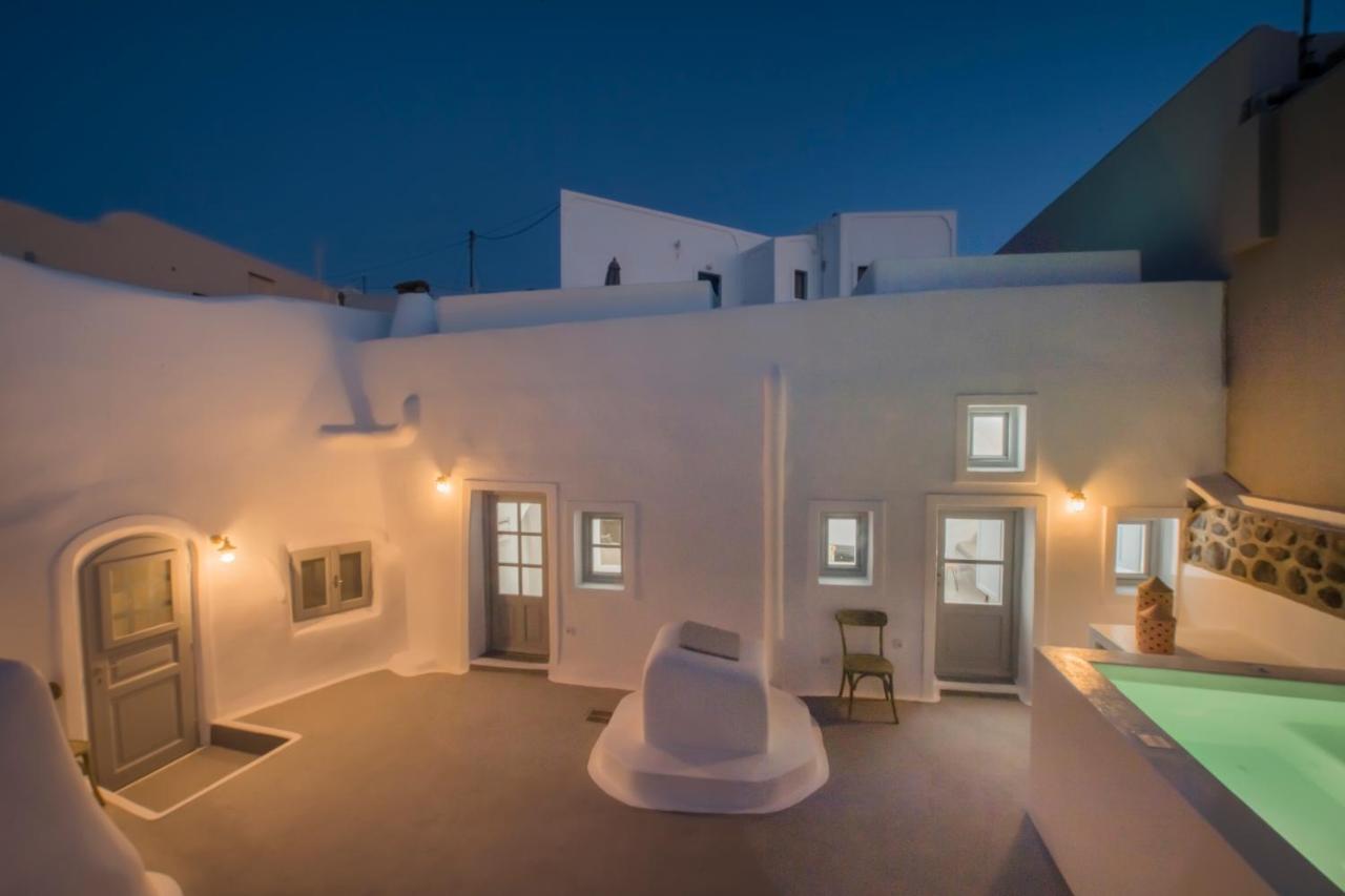 Aqua Serenity Luxury Suites Santorini Foinikia  Экстерьер фото